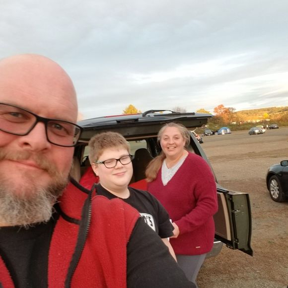 Meet your Posher, Mark - Picture 1 of 1